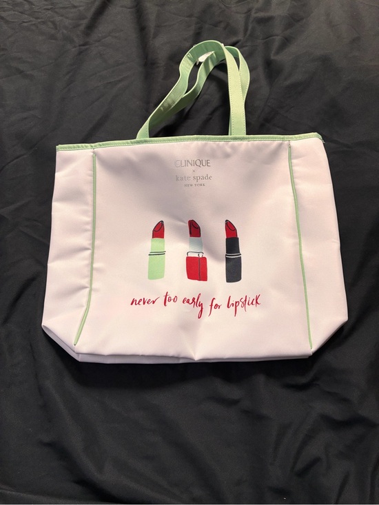 Clinique Handbags - Clinique / Kate Spade Pink Shoulder Tote with Mint Trim and Lipstick Motif